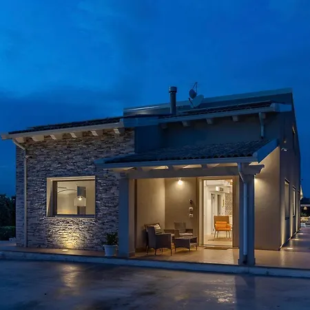 Gemma Mare E Piscina Riscaldata * Santa Maria Del Focallo