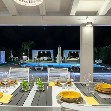 Gemma Mare E Piscina Riscaldata Villa *