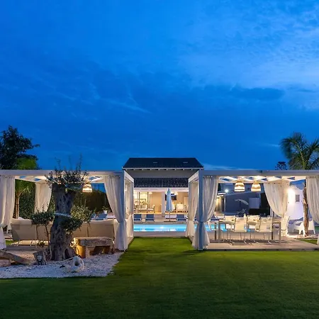 Gemma Mare E Piscina Riscaldata Villa Santa Maria Del Focallo