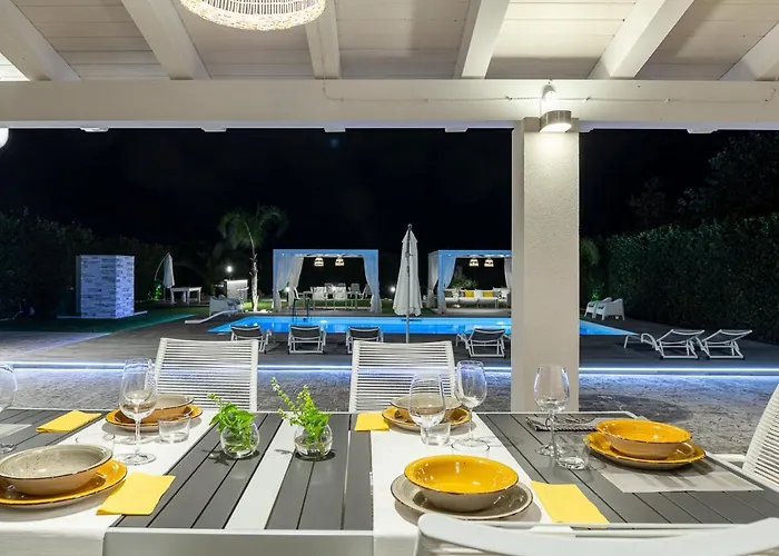 Gemma Mare E Piscina Riscaldata Villa *